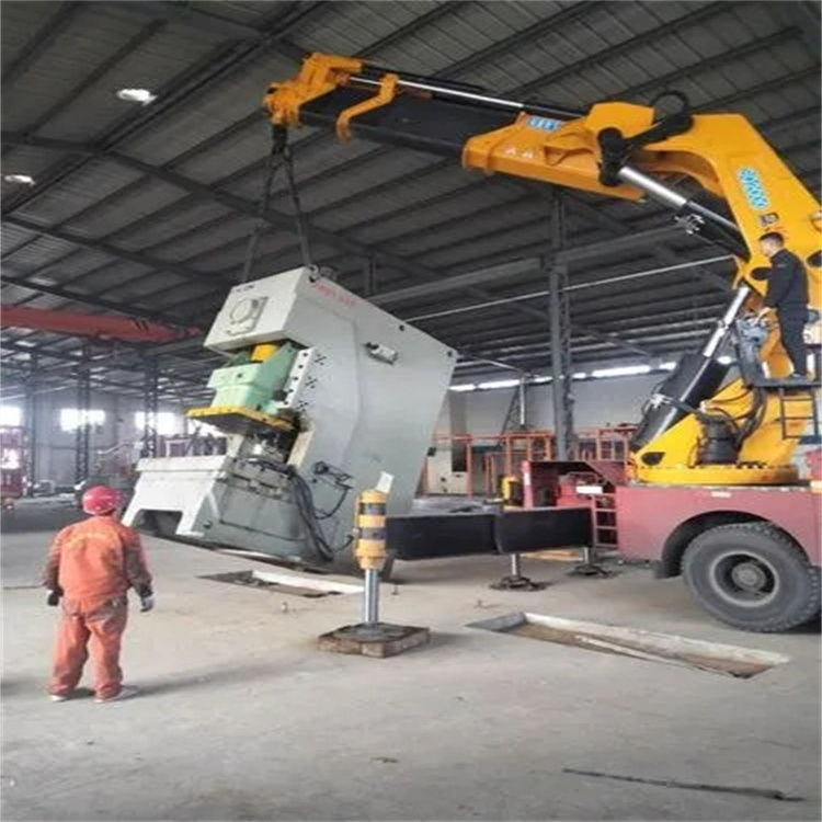 徐州鼓楼80吨折臂吊车出租附近电话